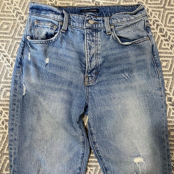 Lucky Brand Cropped High Rise Mom Jeans - Picture 11 of 14